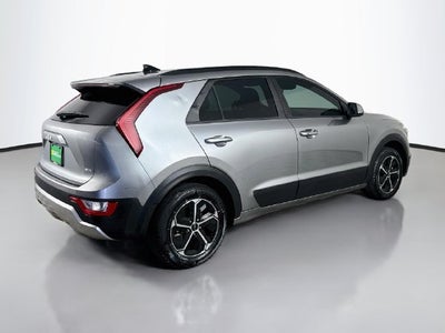 2023 Kia Niro EX