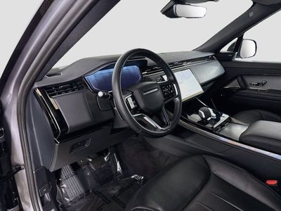 2025 Land Rover Range Rover Sport SE