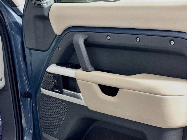 2024 Land Rover Defender 110 S