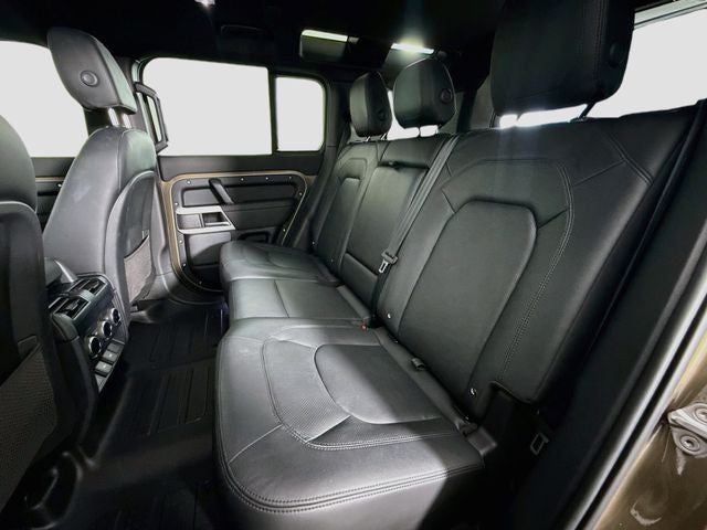 2024 Land Rover Defender 110 S