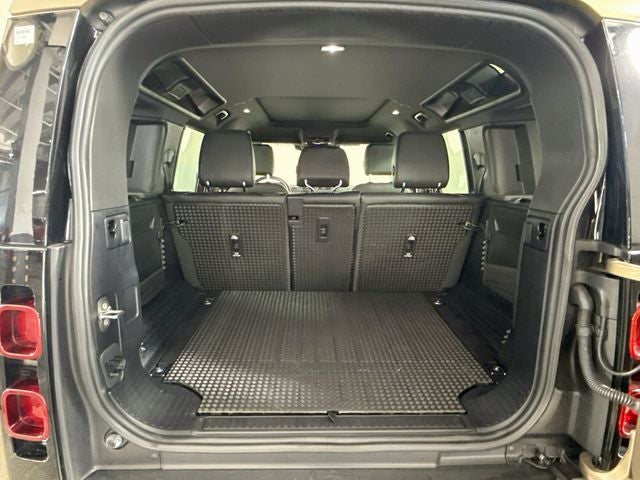 2024 Land Rover Defender 110 S