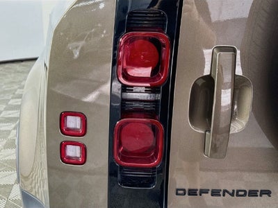 2024 Land Rover Defender 110 S