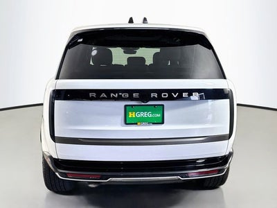 2025 Land Rover Range Rover SE