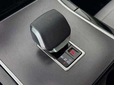 2025 Land Rover Range Rover Velar Dynamic SE