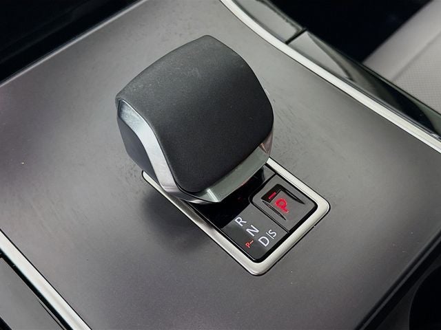 2025 Land Rover Range Rover Velar Dynamic SE