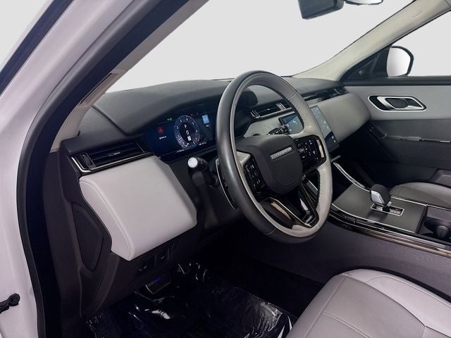 2025 Land Rover Range Rover Velar Dynamic SE
