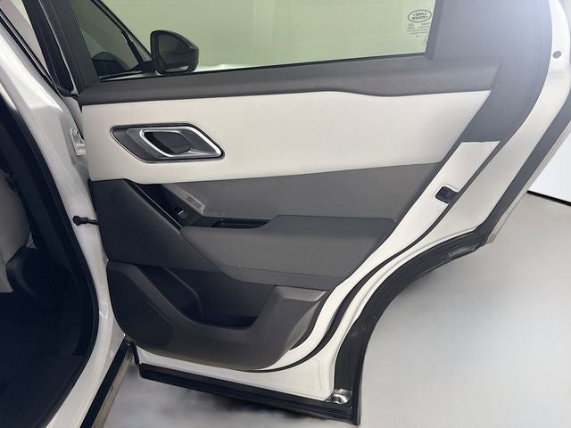 2025 Land Rover Range Rover Velar Dynamic SE