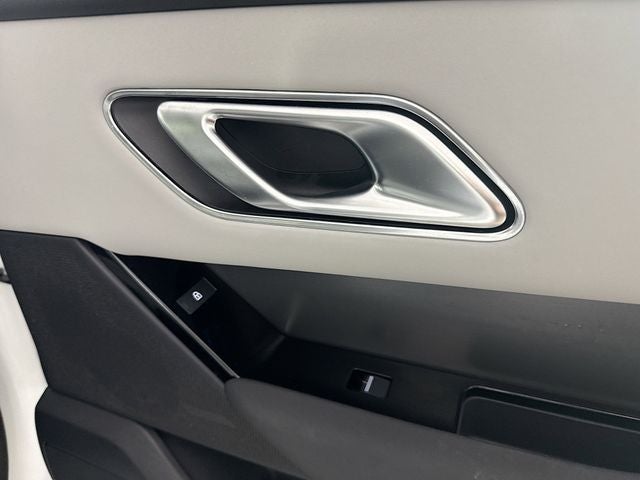2025 Land Rover Range Rover Velar Dynamic SE
