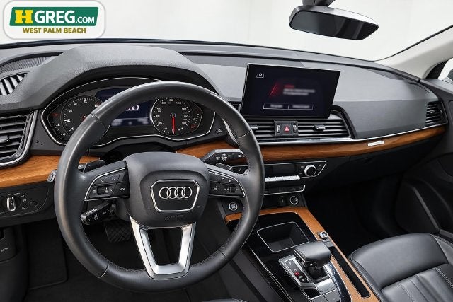 2024 Audi Q5 40 Premium quattro