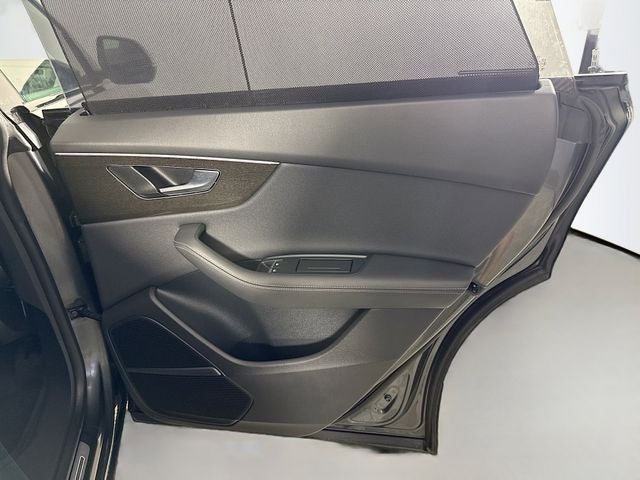 2025 Audi Q8 55 Premium Plus quattro