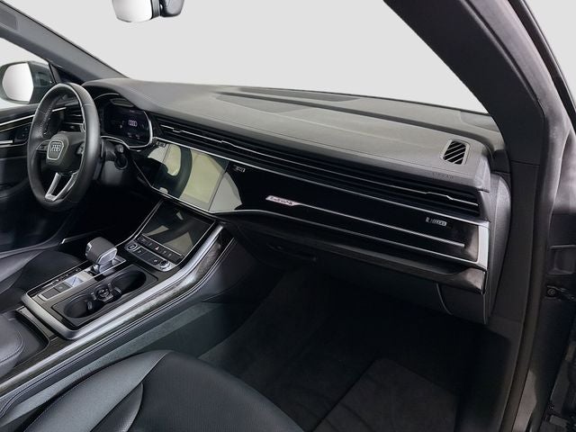 2025 Audi Q8 55 Premium Plus quattro