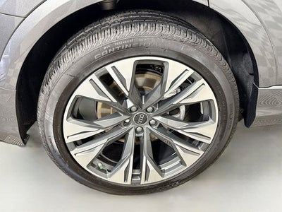 2025 Audi Q8 55 Premium Plus quattro