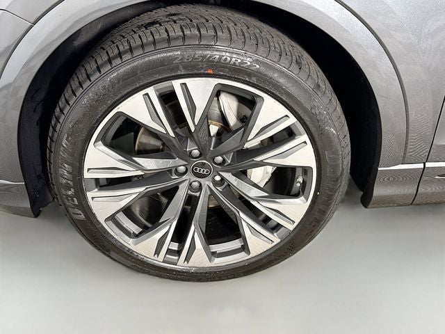 2025 Audi Q8 55 Premium Plus quattro