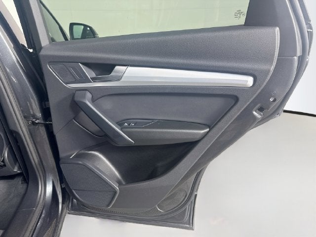 2025 Audi Q5 45 S line Premium quattro