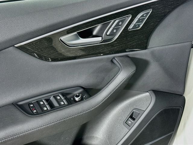 2024 Audi Q7 45 Premium Plus quattro