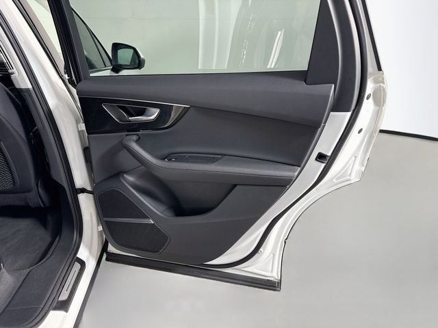 2024 Audi Q7 45 Premium Plus quattro