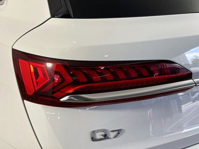 2024 Audi Q7 45 Premium Plus quattro