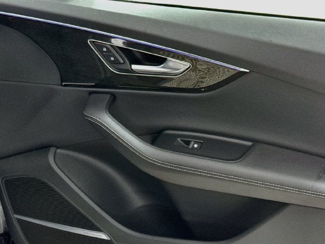 2025 Audi Q7 55 Premium Plus quattro