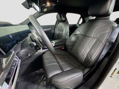 2025 BMW 7 Series 740i