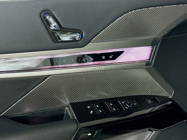 2025 BMW 7 Series 740i