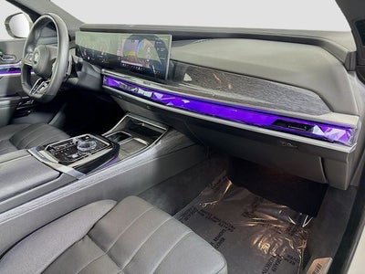 2025 BMW 7 Series 740i