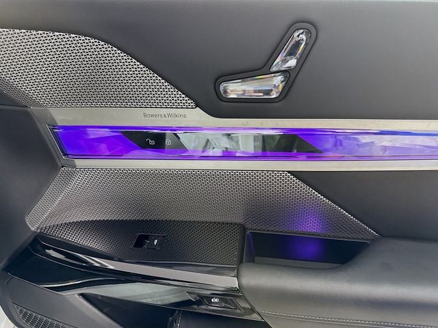 2025 BMW 7 Series 740i