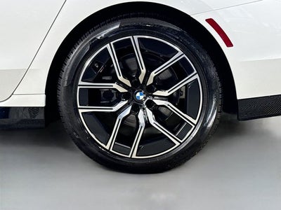 2025 BMW 7 Series 740i