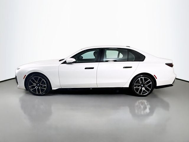2025 BMW 7 Series 740i