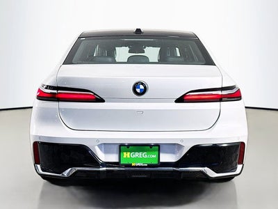 2025 BMW 7 Series 740i