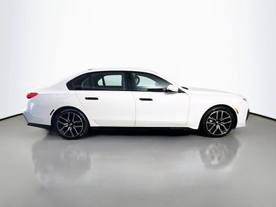 2025 BMW 7 Series 740i