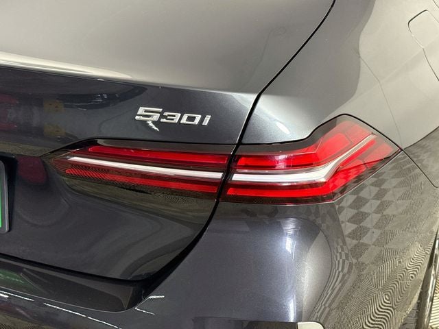 2026 BMW 5 Series 530i