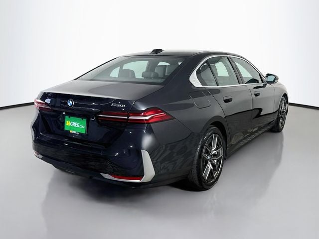 2026 BMW 5 Series 530i