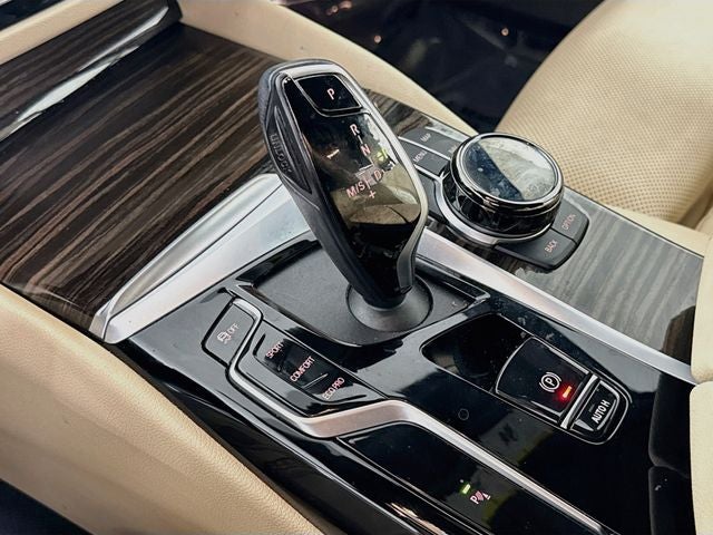 2023 BMW 5 Series 530i