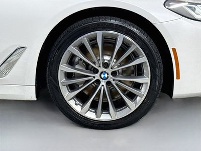 2023 BMW 5 Series 530i