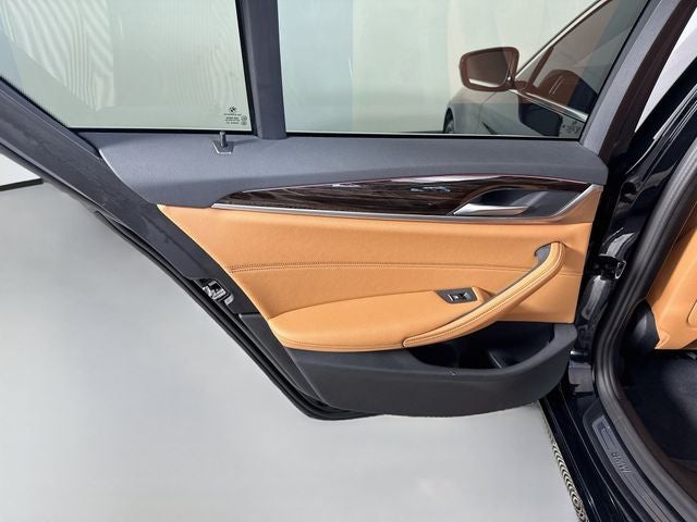 2023 BMW 5 Series 530i