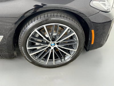 2023 BMW 5 Series 530i