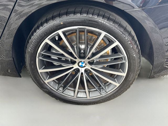 2023 BMW 5 Series 530i
