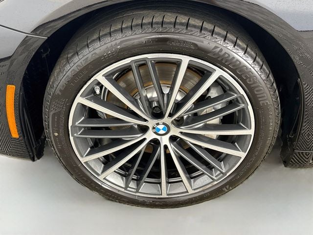 2023 BMW 5 Series 530i