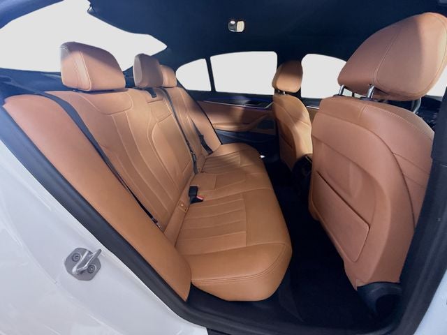2021 BMW 5 Series 530i
