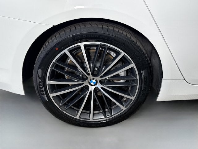 2021 BMW 5 Series 530i