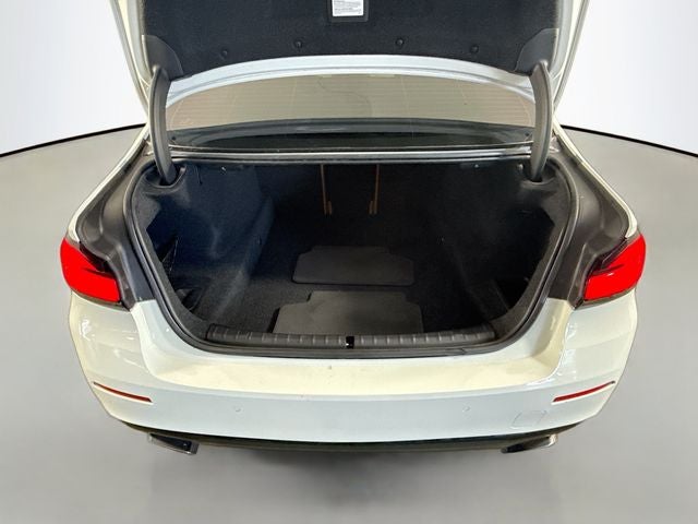 2021 BMW 5 Series 530i