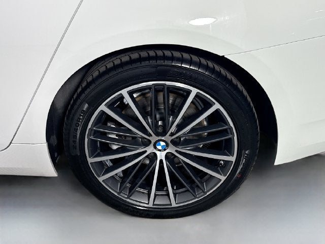 2021 BMW 5 Series 530i