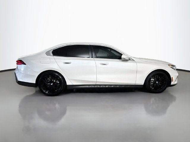 2024 BMW 5 Series 530i xDrive