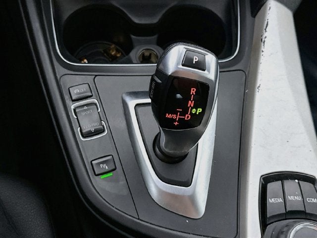 2018 BMW 3 Series 320i