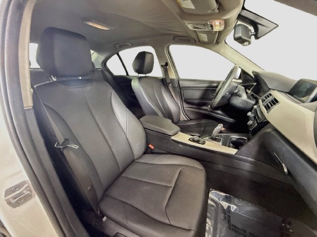 2018 BMW 3 Series 320i