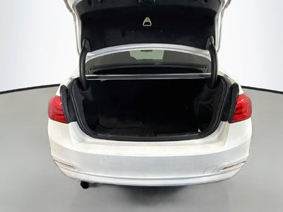 2018 BMW 3 Series 320i