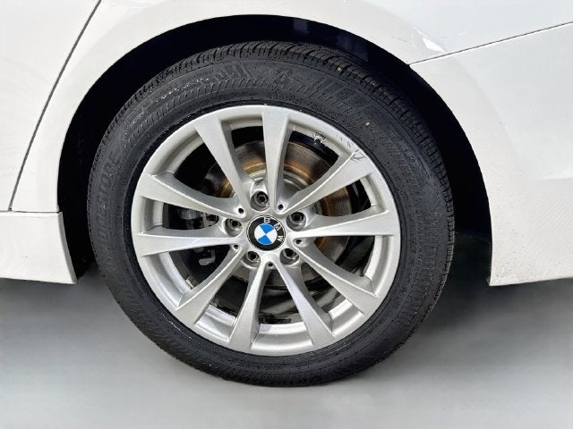 2018 BMW 3 Series 320i