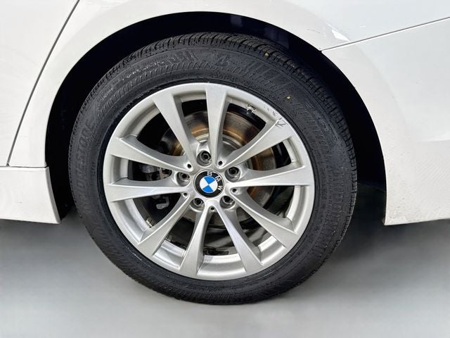 2018 BMW 3 Series 320i