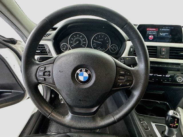 2018 BMW 3 Series 320i