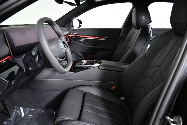 2025 BMW i5 xDrive40